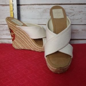 TORY BURCH WEDGE SIZE 7.5